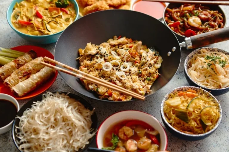 China Thai Express Rösrath - chinesisch Meeresfrüchte Gerichte und thailändisch Enten Gerichte
